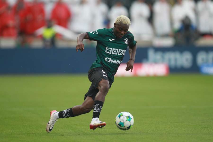 Ofenzivní hvězda Karviné Emmanuel Ayaosi Ofenzivní hvězda Karviné Emmanuel Ayaosi