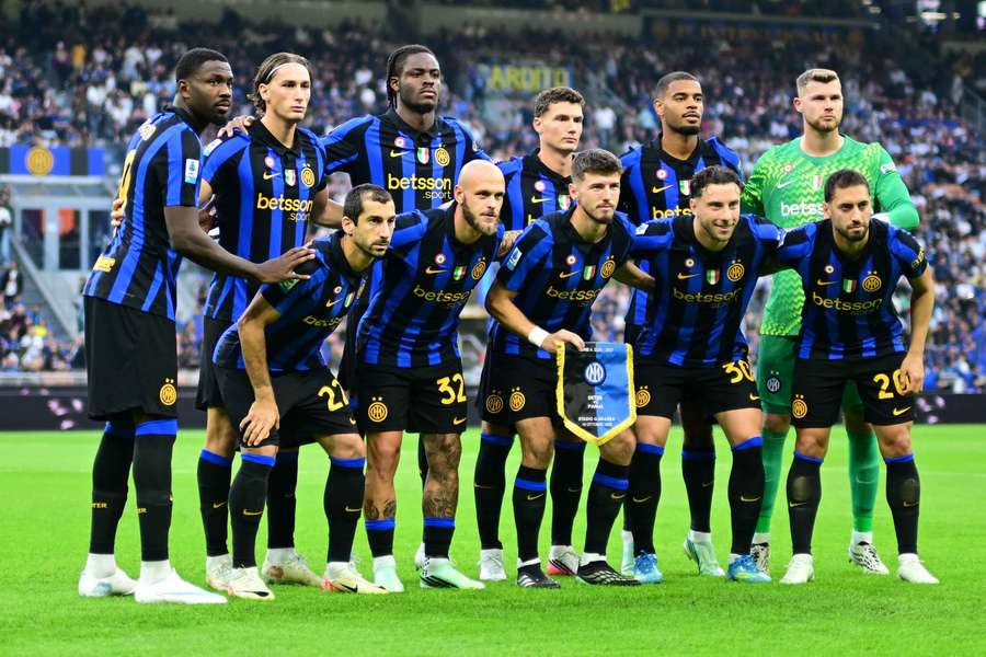 L'Inter Milan, sans pitié pour Parme, passe seul en tête L'Inter Milan, sans pitié pour Parme, passe seul en tête