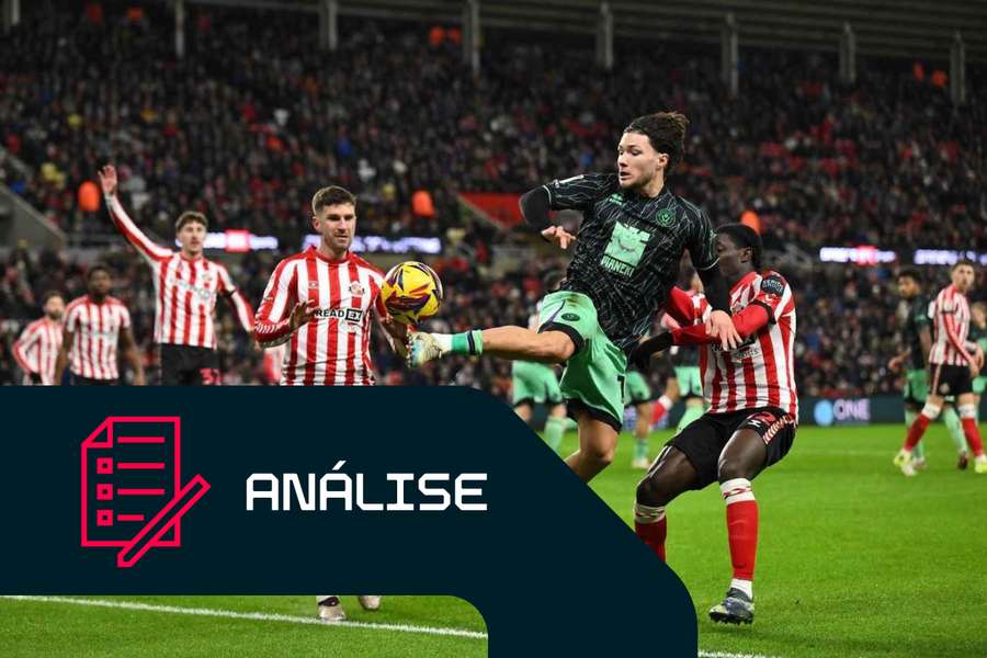Callum O'Hare, do Sheffield United, em ação contra o Sunderland durante a época 2024/25