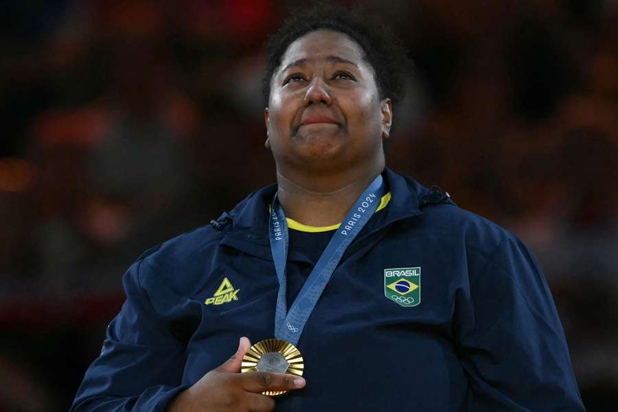 Beatriz Souza conquistou a primeira medalha de ouro do Brasil em Paris