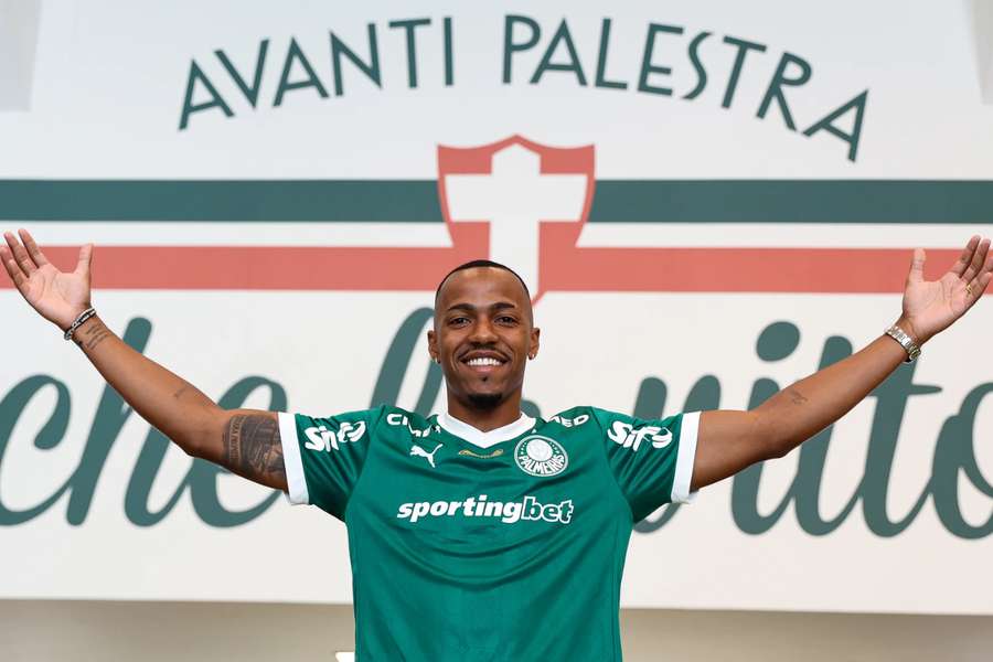 Palmeiras anuncia meia Marlon Freitas Palmeiras anuncia meia Marlon Freitas