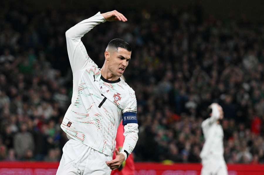 Ronaldo flog nach einem Ellbogenschlag vom Platz