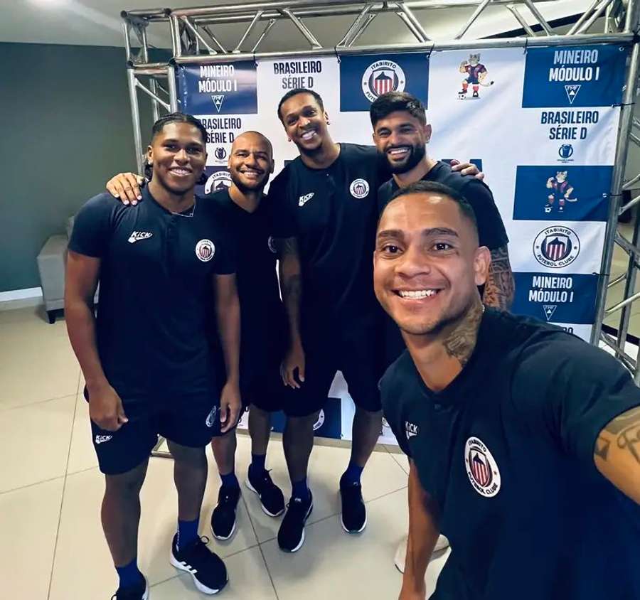 A tropa dos veteranos do Itabirito para a disputa do Mineiro A tropa dos veteranos do Itabirito para a disputa do Mineiro