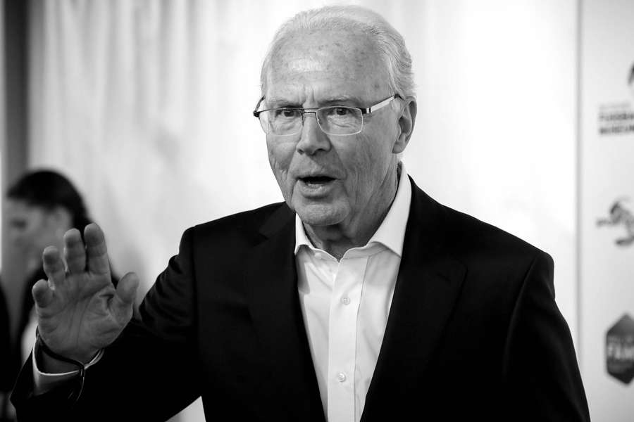 Beckenbauer foi jogador, técnico e dirigente