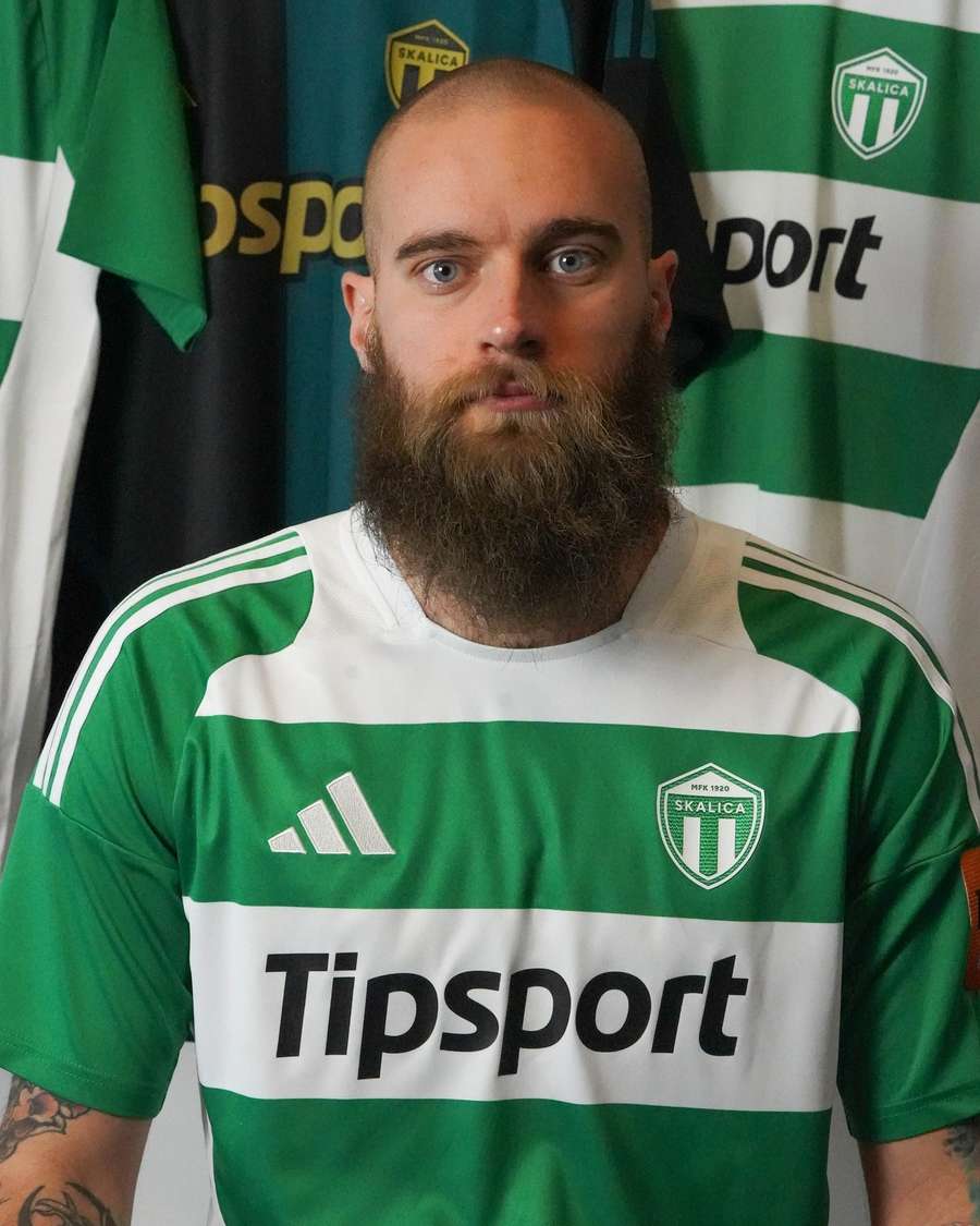 Niňaj si už zvyká v Skalici.