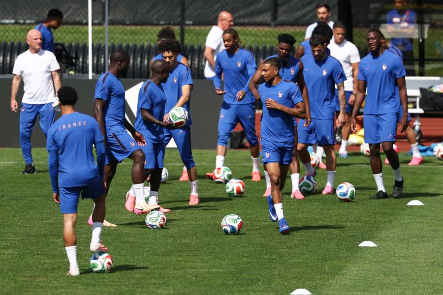 Au coeur du Four Seasons à Boston, coeur battant des Bleus