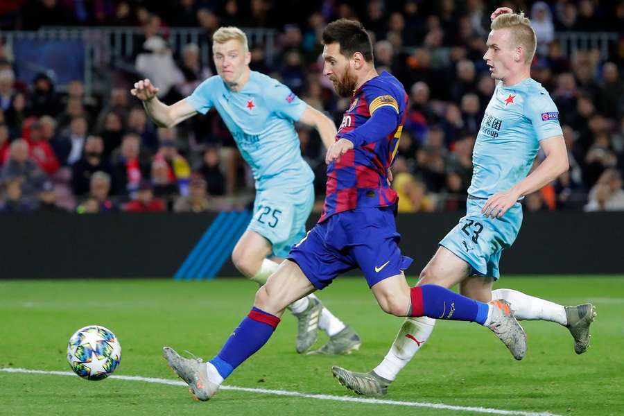 Slavia při posledním zápasu s Barcelonou. Messi už do Edenu nedorazí.