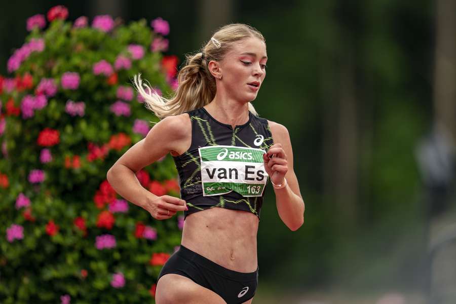 Diane Van Es vierde Nederlandse aller tijden op 10.000 meter na race in Amerika