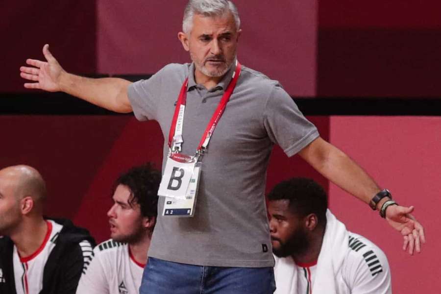 Andebol: Paulo Jorge Pereira triste com lesão de Daymaro, mas ambição mantém-se