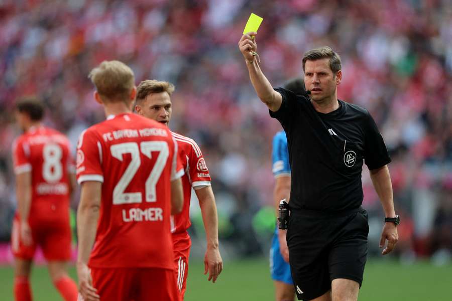 Willenborg beim Bundesliga-Spiel zwischen Bayern und Heidenheim