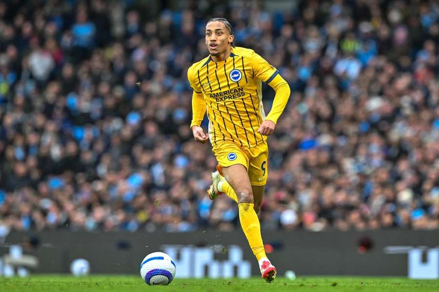 Brighton estabeleceu um preço de 50 milhões de euros para João Pedro