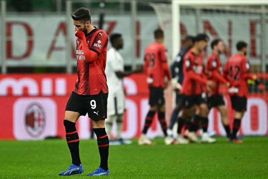 Sacchi deixa críticas à política de contratações do AC Milan