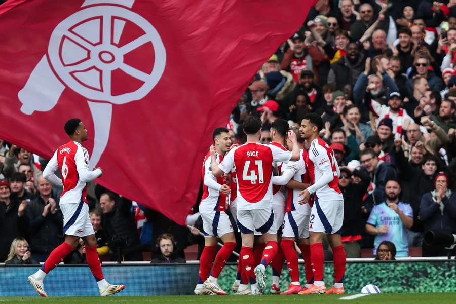 Mikel Merino of Arsenal celebrates his goal to make it 1-0 