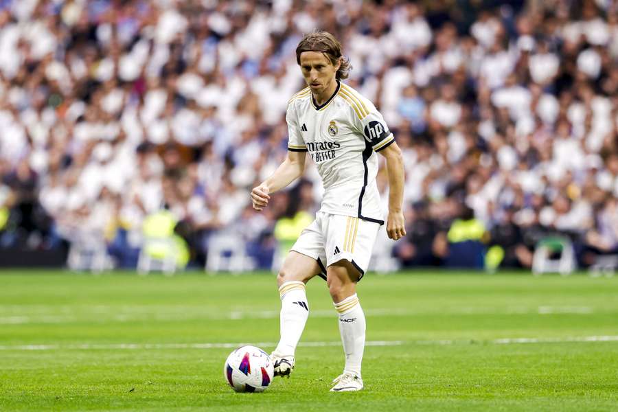 Modric podría seguir dando lecciones de fútbol en el Bernabéu