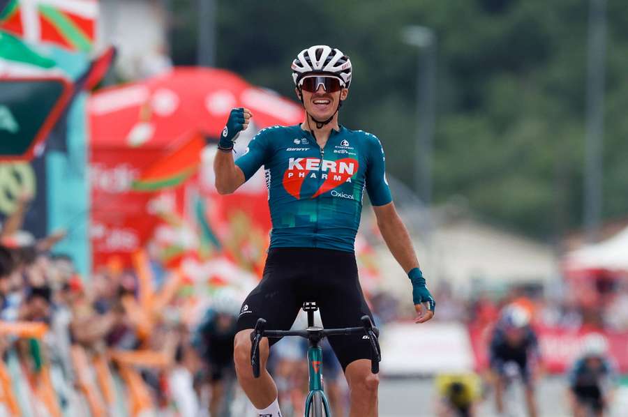 Urko Berrade wygrał 18. etap Vuelta a Espana, Ben O'Connor utrzymał koszulkę lidera