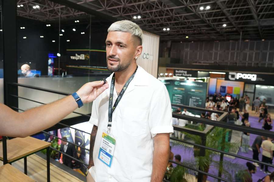 Arrascaeta concedeu entrevista exclusiva ao Flashscore