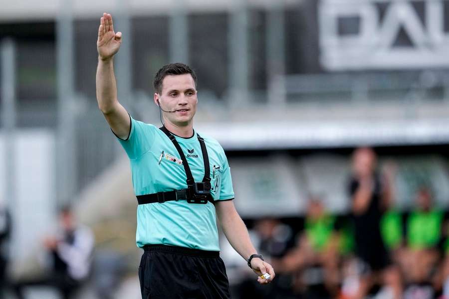 Árbitros vão usar bodycams nos jogos da Taça de Portugal Árbitros vão usar bodycams nos jogos da Taça de Portugal