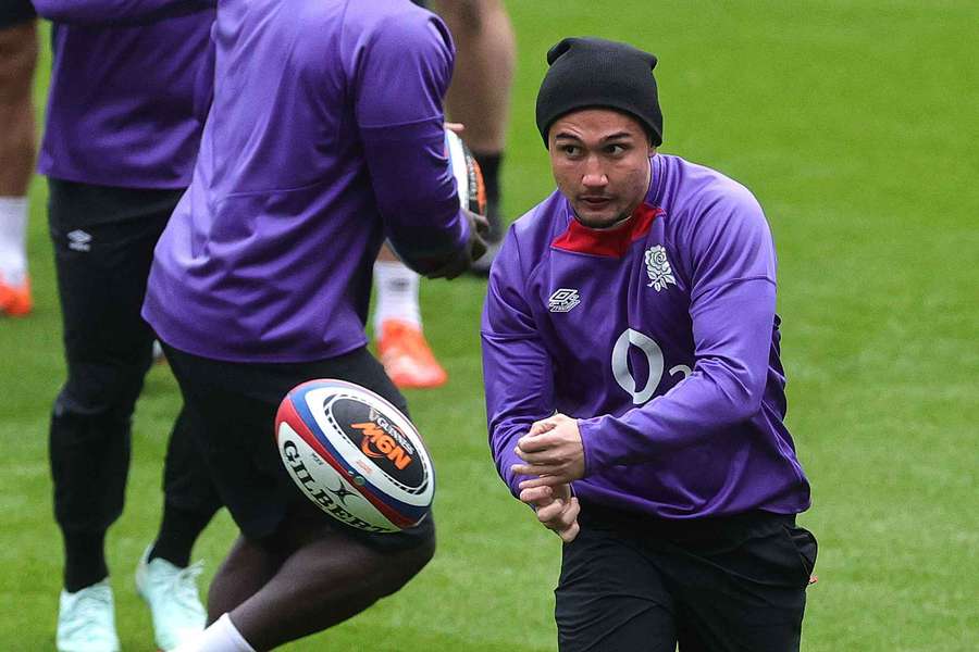 Marcus Smith passes the ball during the England Captain's Run at Twickenham Stadium earlier this month