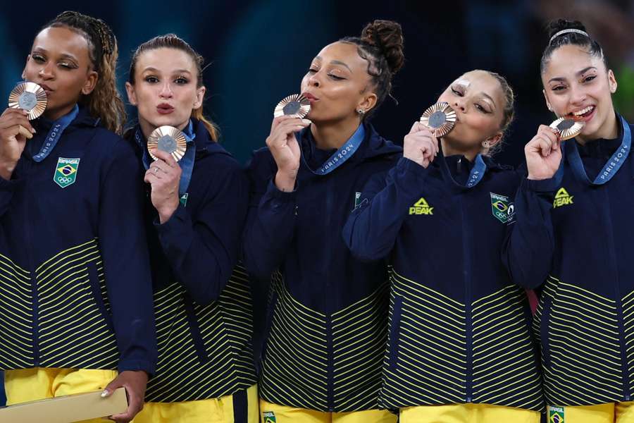 Brasil fez história e conquistou o bronze por equipes na ginástica feminina