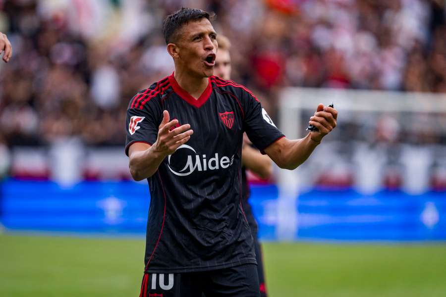 Alexis Sánchez, pieza clave en un Sevilla que recibe al Barcelona este domingo