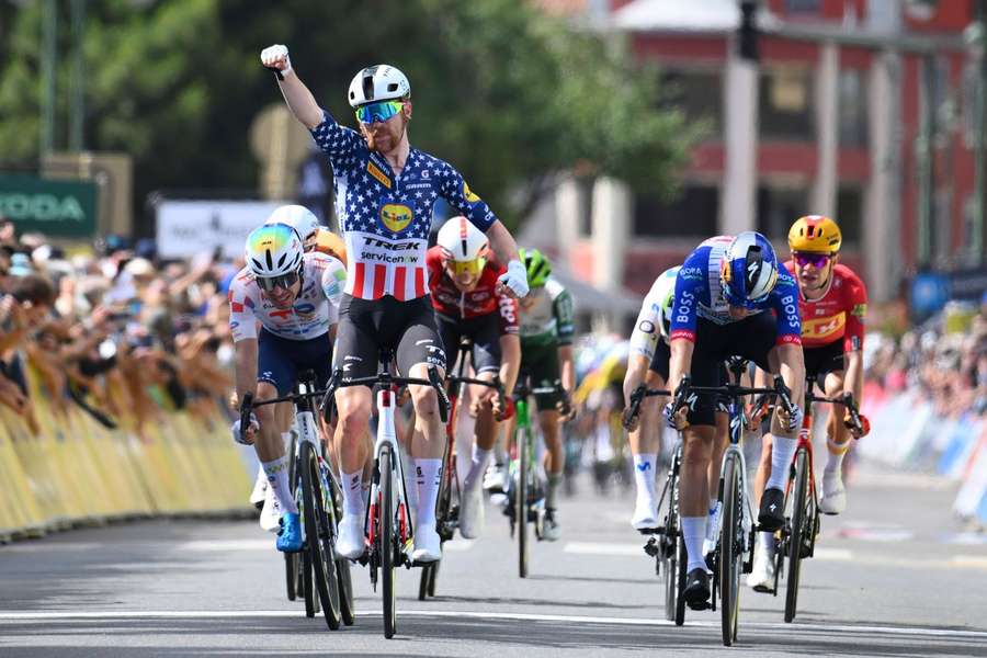 Quinn Simmons conquistou quarta etapa do Tour Auvergne-Rhône-Alpes Quinn Simmons conquistou quarta etapa do Tour Auvergne-Rhône-Alpes