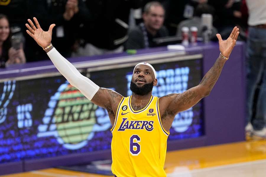 LeBron James pokořil rekord Abdula-Jabbara.