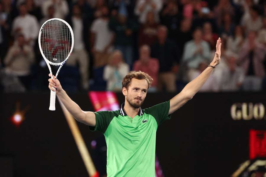 Semifinală epică! Medvedev revine de la 0-2 și se califică în ultimul act la Australian Open