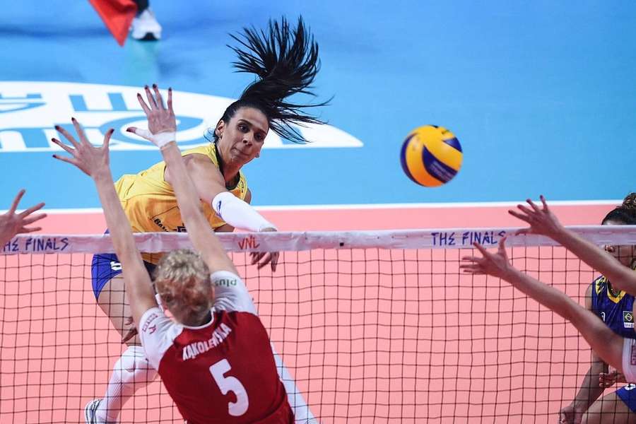 Paula Borgo defendeu a seleção brasileira e times como São Caetano, Fluminense e Praia Clube