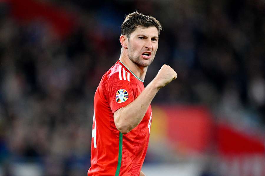 Ben Davies of Wales celebrates