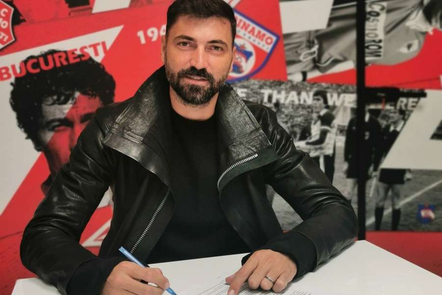 Adrian Ropotan a semnat cu Dinamo
