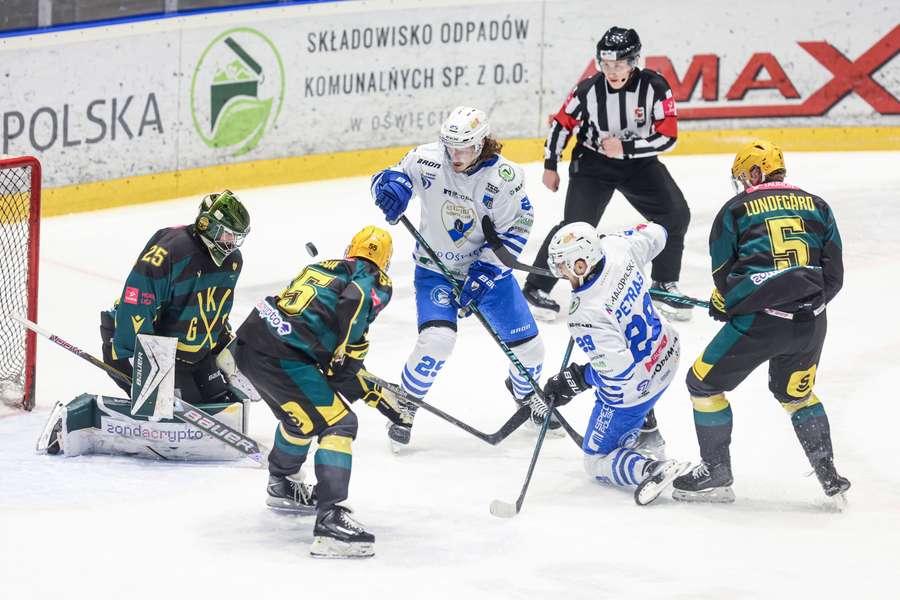 Pierwsze zwycięstwo katowiczan z Unią Oświęcim, siódma wygrana GKS Tychy