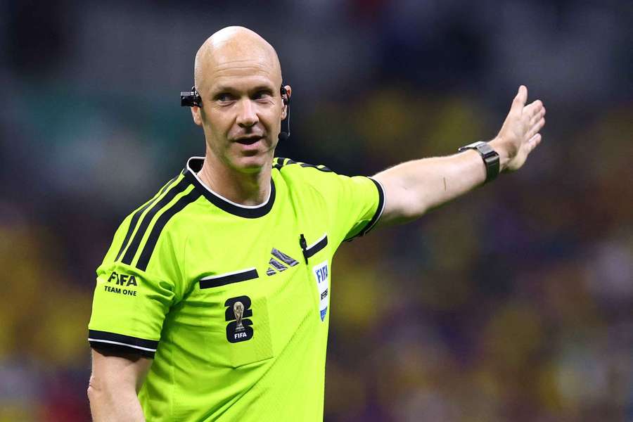 Anthony Taylor, árbitro inglês de 47 anos Anthony Taylor, árbitro inglês de 47 anos