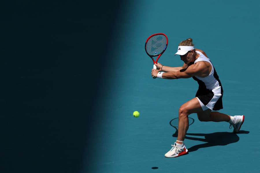 Angelique Kerber em ação no WTA Masters de Miami