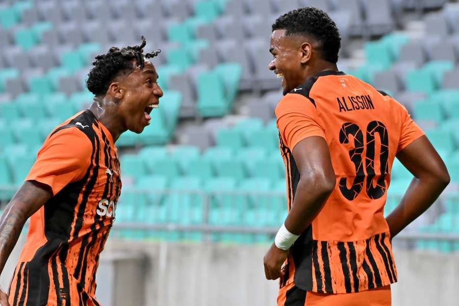 Shakhtar hit six in their opening qualifier