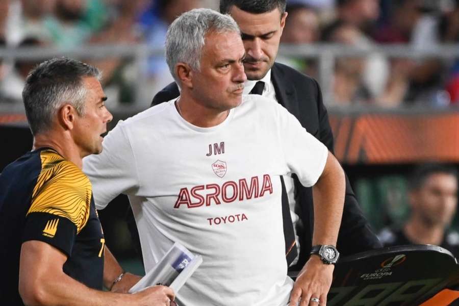 Situação de Mourinho vai ser equacionada pela Roma