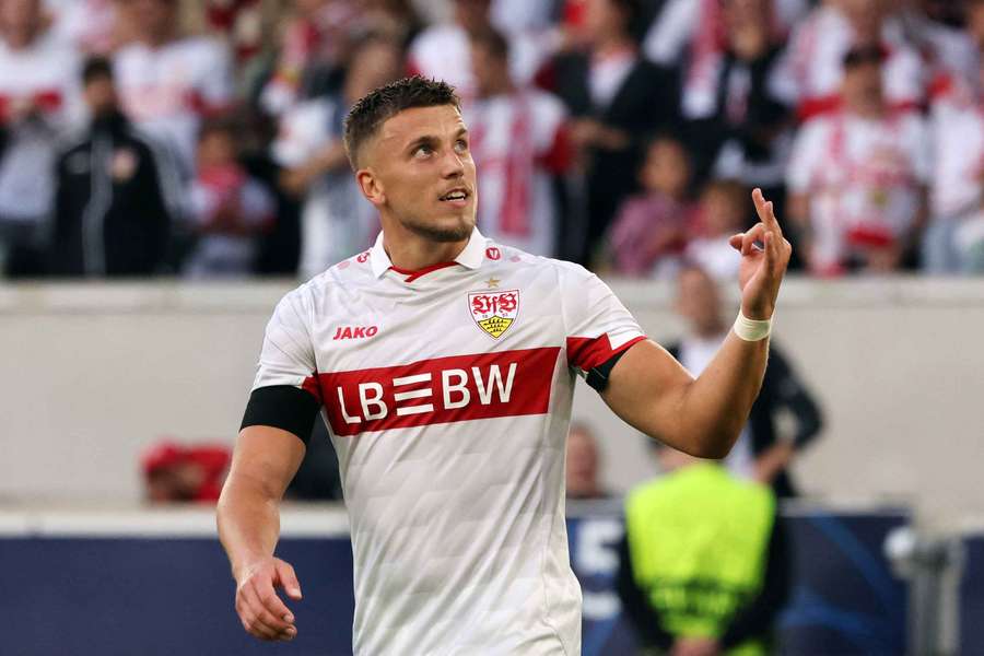 Ermedin Demirovic bejubelt sein drittes Tor gegen Viking FK. Ermedin Demirovic bejubelt sein drittes Tor gegen Viking FK.