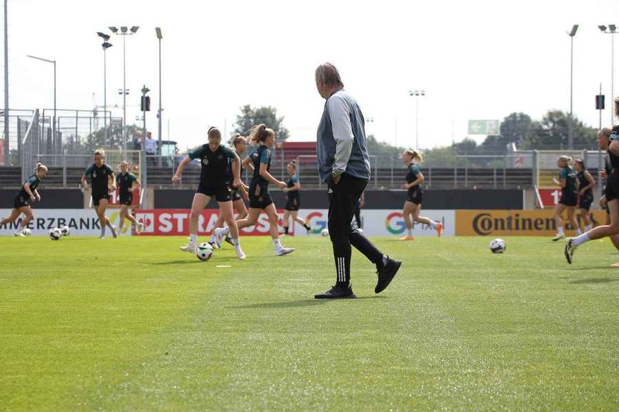 13 Tage vor Olympia: DFB-Frauen verlieren deutlich in Island