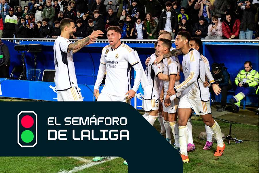 Los jugadores del Real Madrid celebran el gol de Lucas Vázquez 
