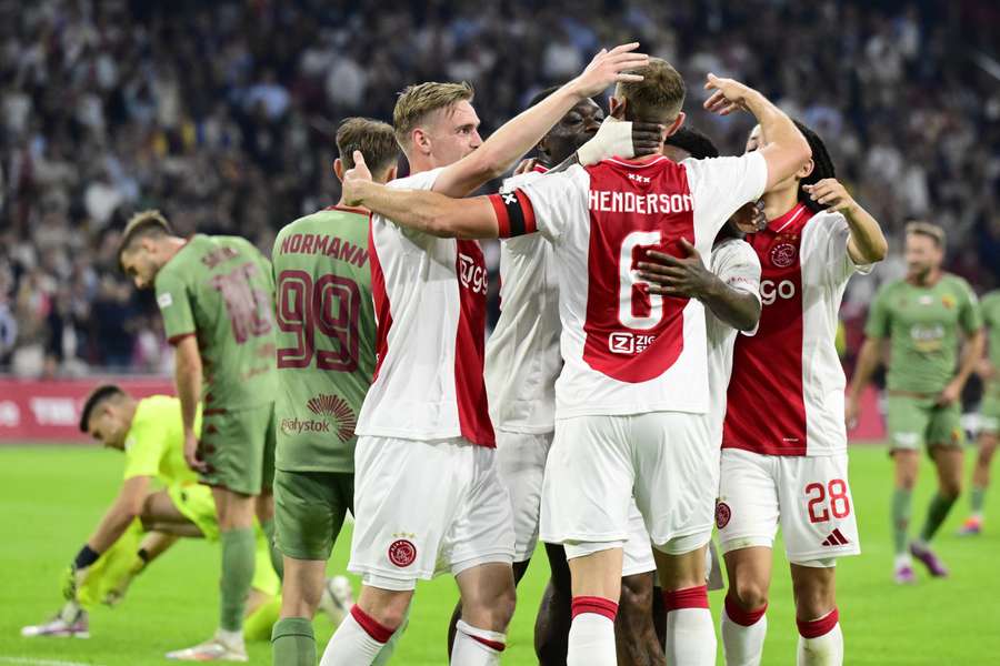 Ajax viert in de eigen Johan Cruijff ArenA de 2-0 tegen Jagiellonia