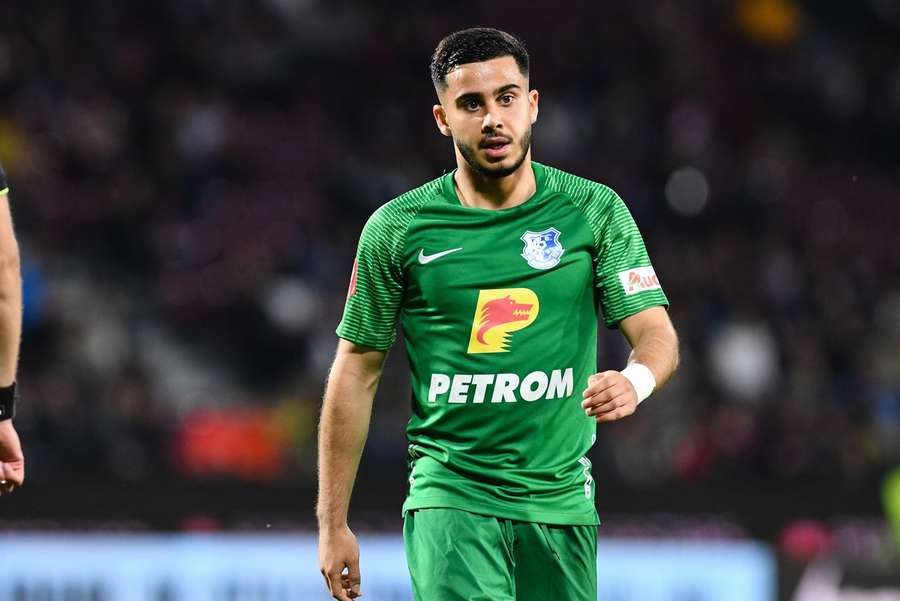 Enes Sali, jucătorul formației spaniole FC Andorra Enes Sali, jucătorul formației spaniole FC Andorra