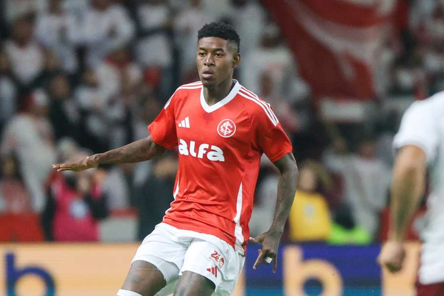 Vitão vai perder as próximas duas rodadas do Brasileirão