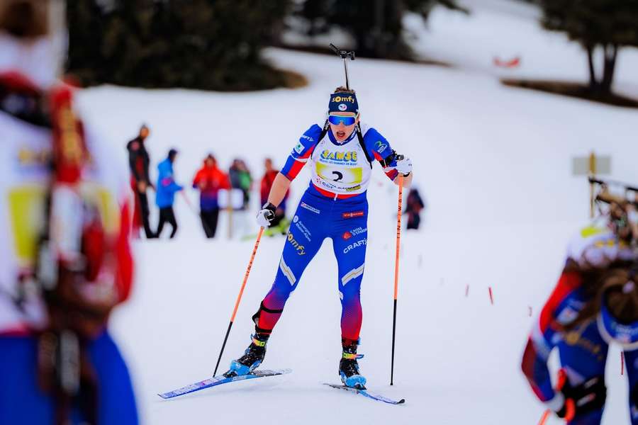 Słynna francuska biathlonistka Simon oskarżona o kradzież kart płatniczych Słynna francuska biathlonistka Simon oskarżona o kradzież kart płatniczych