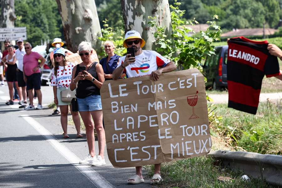 Os adeptos nas estradas do Tour