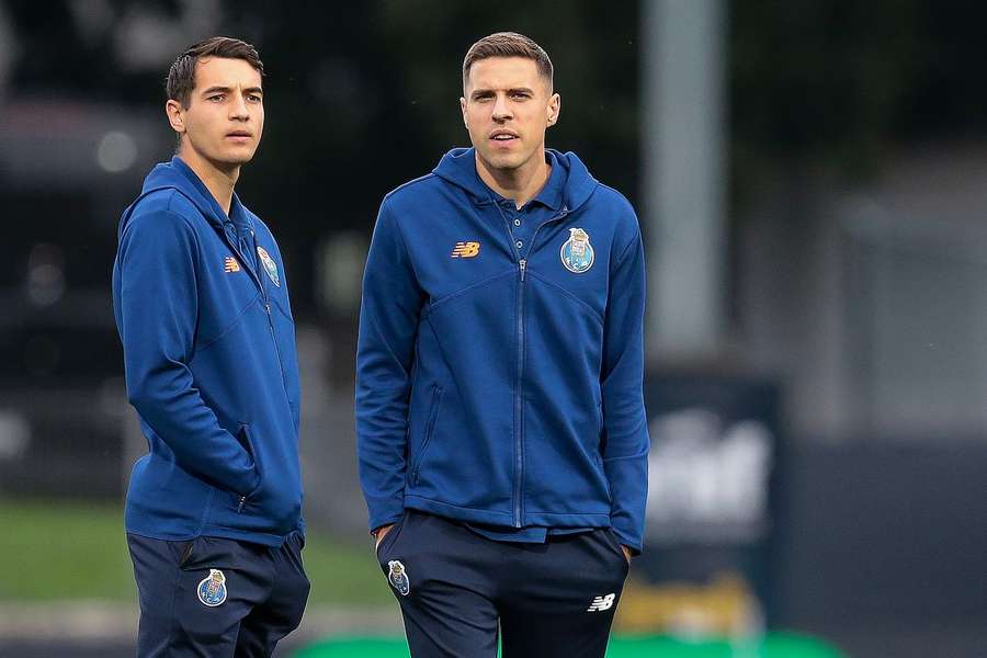 Kiwior e Bednarek lideram defesa menos batida da Liga Kiwior e Bednarek lideram defesa menos batida da Liga