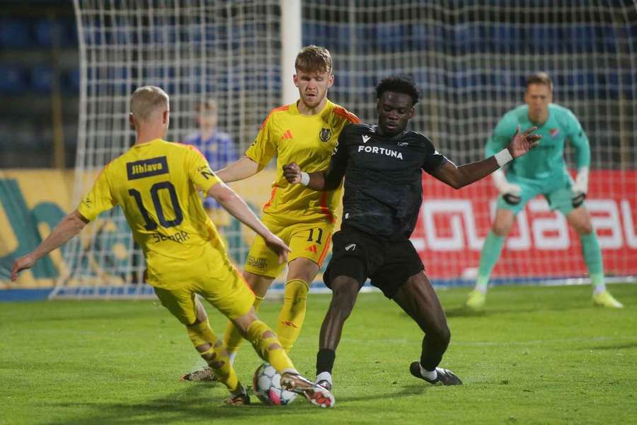 Rezerva Baníku Ostrava si na podzim ve druhé lize vedla slušně.