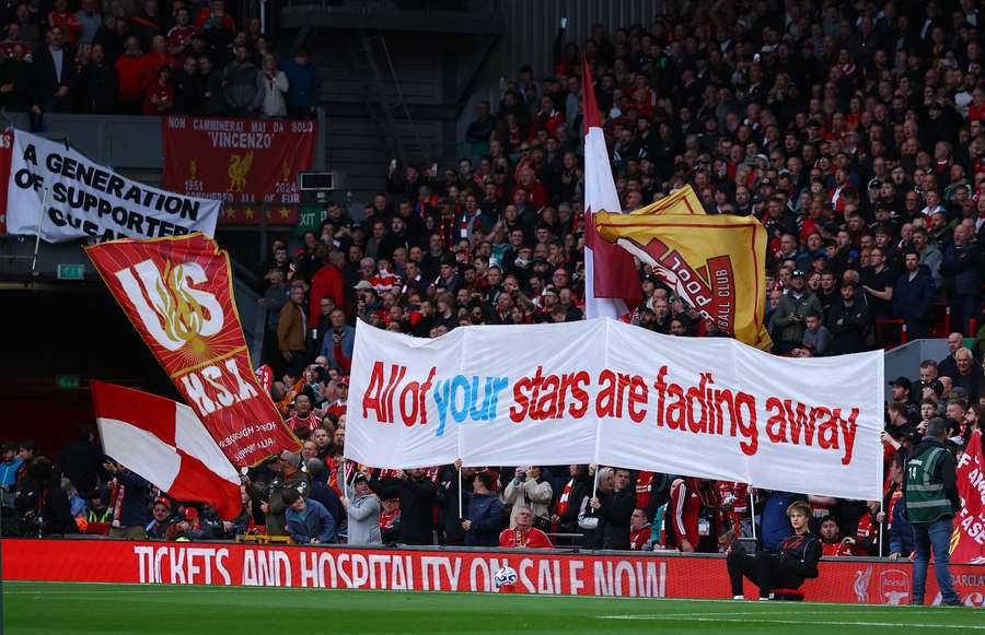 Kibice Liverpoolu nie pozwolą City zapomnieć Kibice Liverpoolu nie pozwolą City zapomnieć