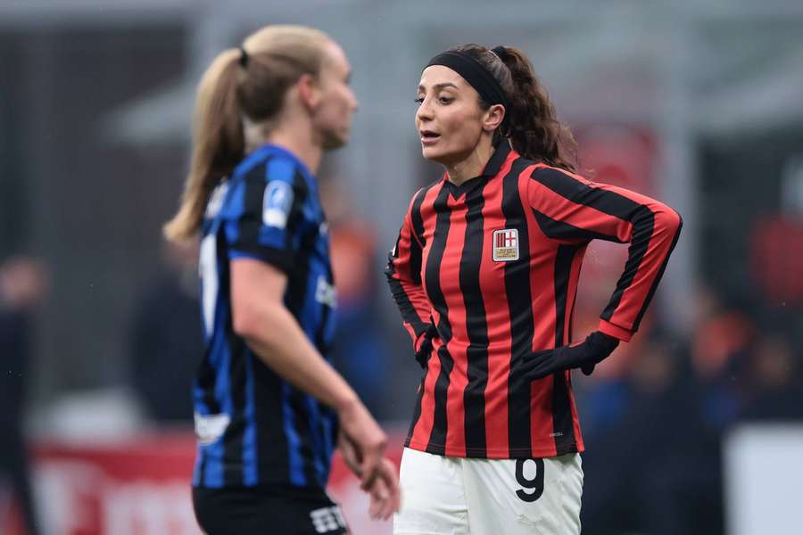 Nadiam Nadim in action for AC Milan