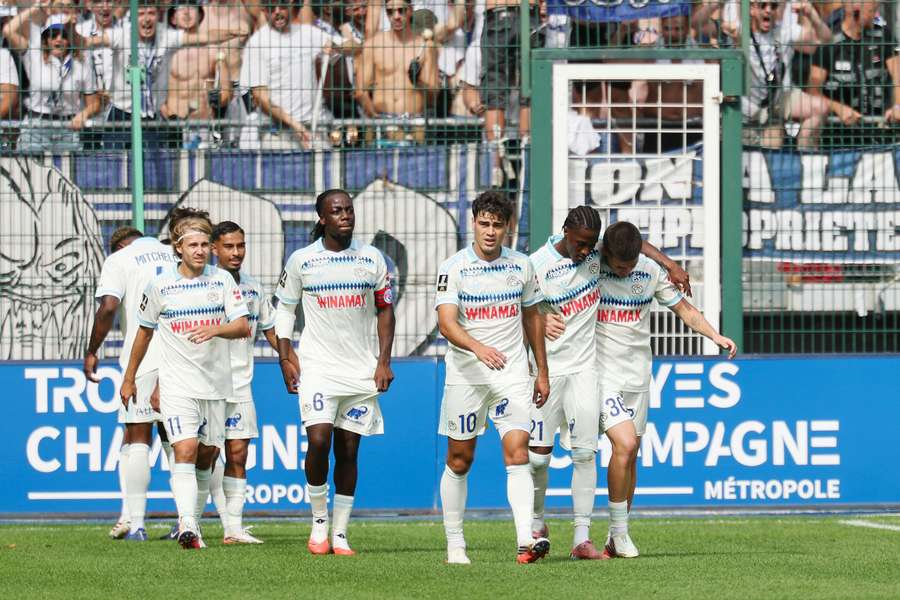 Strasbourg enchaîne un deuxième succès et casse la belle dynamique de Troyes Strasbourg enchaîne un deuxième succès et casse la belle dynamique de Troyes