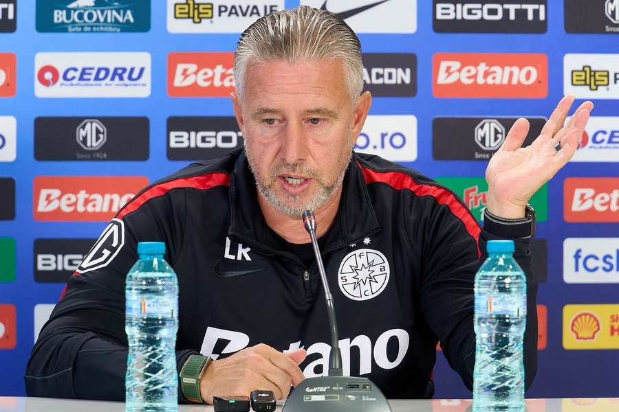 Laurențiu Reghecampf Laurențiu Reghecampf