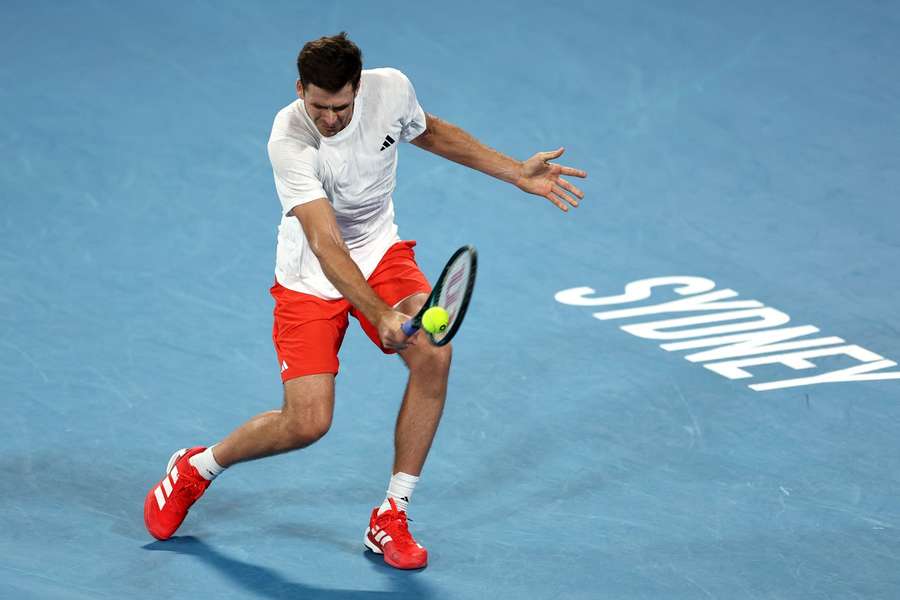 Hurkacz po długim boju przegrał z De Minaurem. Losy meczu z Australią rozstrzygnie mikst